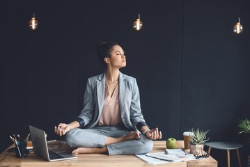 3 astuces pour se détendre au bureau