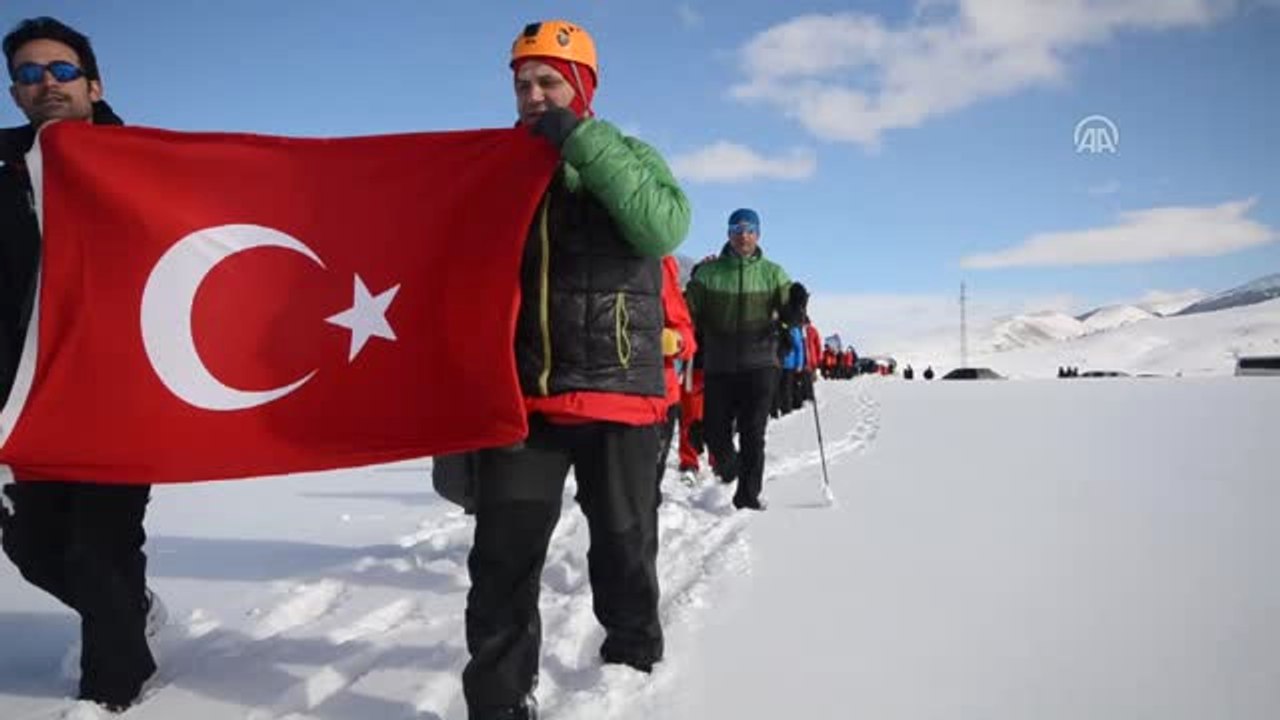 Dağcılar, Sarıkamış Şehitleri İçin Allahuekber Dağı'nda Zirve Tırmanışına Başladı - Kars