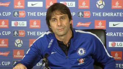 Chelsea's Antonio Conte says Jose Mourinho has 'senile dementia'