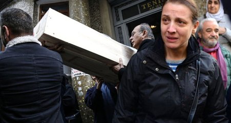 Münir Özkul, Alkışlarla Evinden Son Kez Uğurlandı