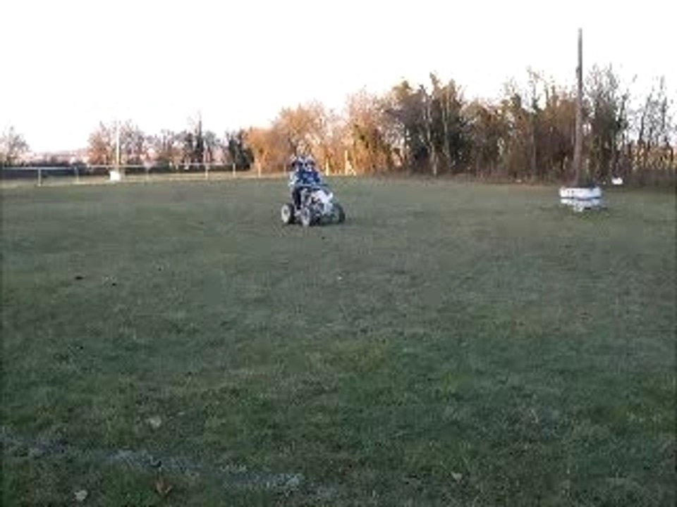 cabrage a 2 sur le quad