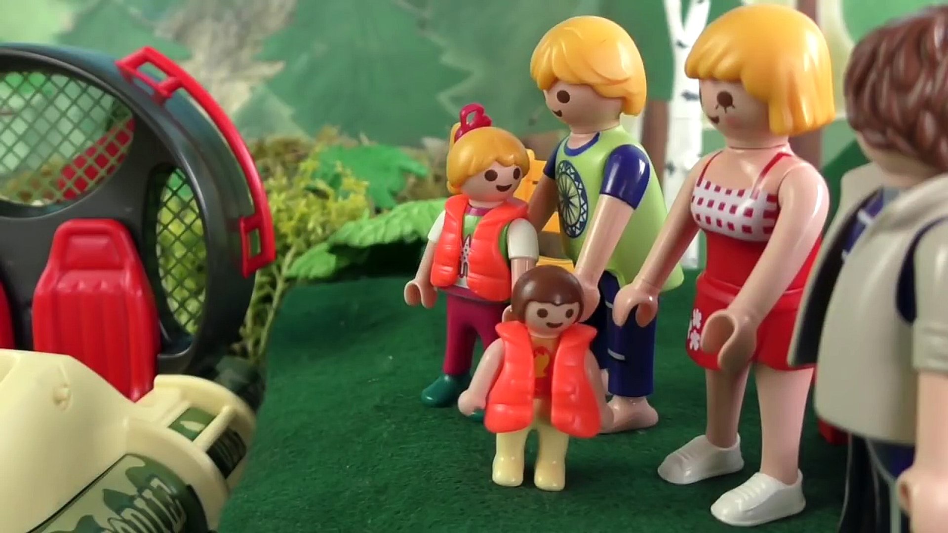 PLAYMOBIL en español El Parque Acuático - Funpark - Familia Hauser - Vídeo  Dailymotion