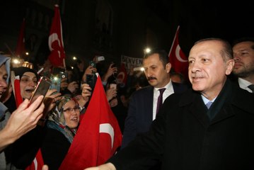 Erdoğan'a Fransa'da Gurbetçilerden Sevgi Seli