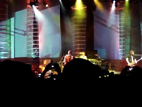 Muse - Hysteria, Jacques Cartier Pier, Montreal, QC, Canada 7/31/2006