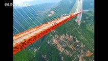 Le pont suspendu le plus haut du monde se trouve en Chine... le voici