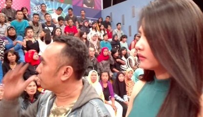 Ria Winata Digombalin dan Diajak Vicky Main Games Muke Gile