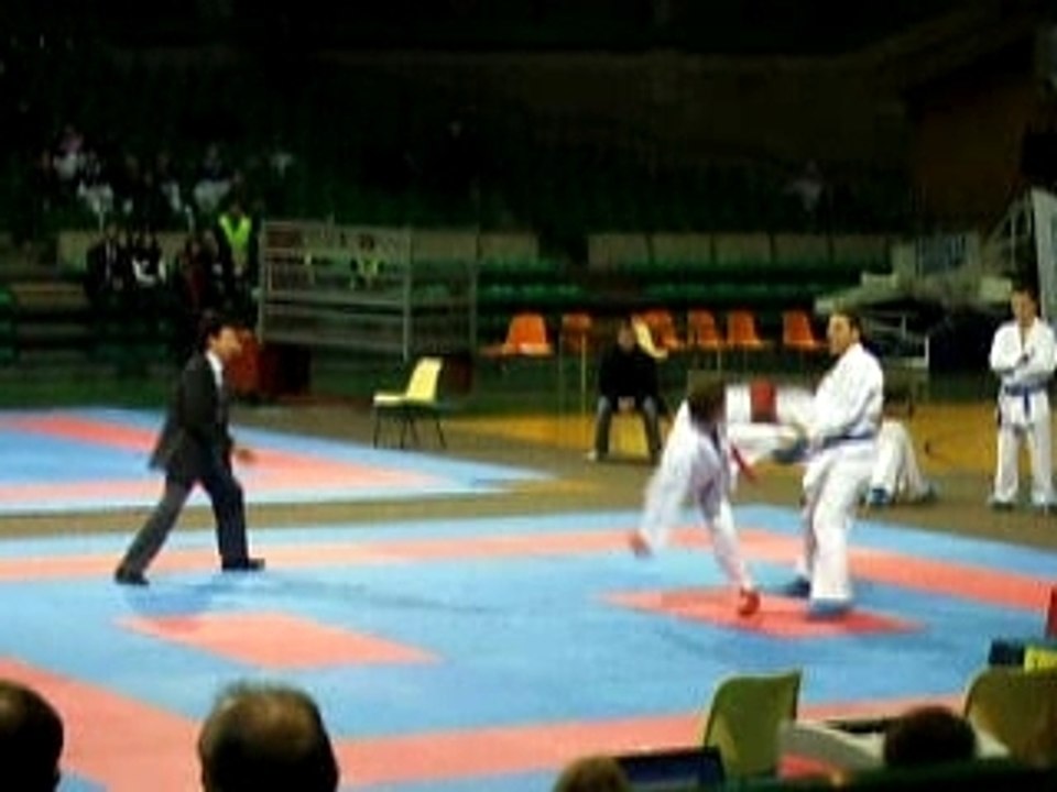 Coupe de france par equipe , karaté. Finale Cadets.3