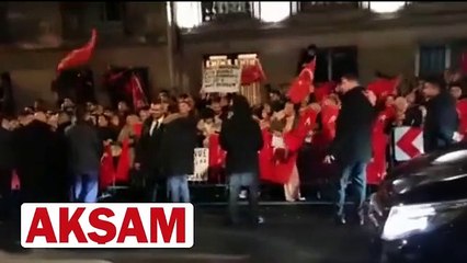 Cumhurbaşkanı Erdoğan'a Fransa'da sevgi seli