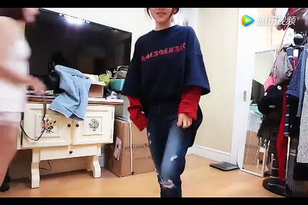 冯提莫FengTiMo 我这哪里是性感，是甜美好吧？