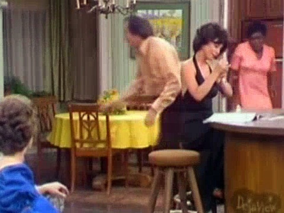 Maude S02E11