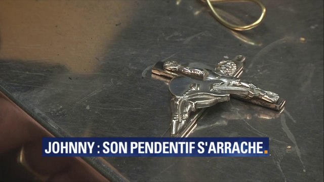 Le pendentif de Johnny Hallyday cartonne auprès des fans