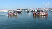 Swimmers plunge into Istanbul's icy Bosphorus for Epiphany