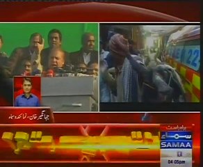 Forgetting their bitter past, Donkeys came to Rescue Lahories in the walled city (NA - 120) where building collapsed