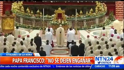 Papa Francisco aconseja a los fieles no dejarse engañar por el dinero, una carrera o el éxito material