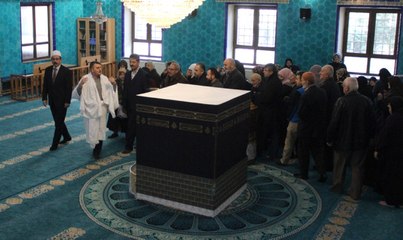 Dev Kabe Maketi Önünde Tavaf Eğitimi