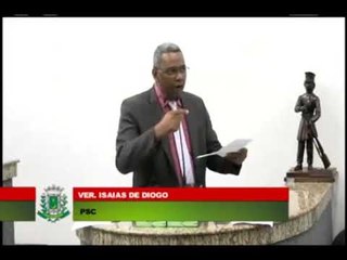 Isaías tenta explicar sua proposta de leitura bíblica nas escolas