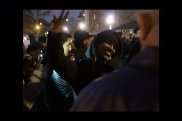 PLACE A LA SOLIDARITE DEBOUT PLACE DE LA REPUBLIQUE