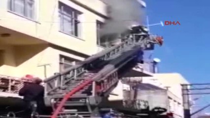 Antalya Çakmakla Oyun Yangın Çıkarttı 4 Yaralı