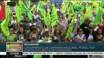 Ecuatorianos participan en acto a favor del 