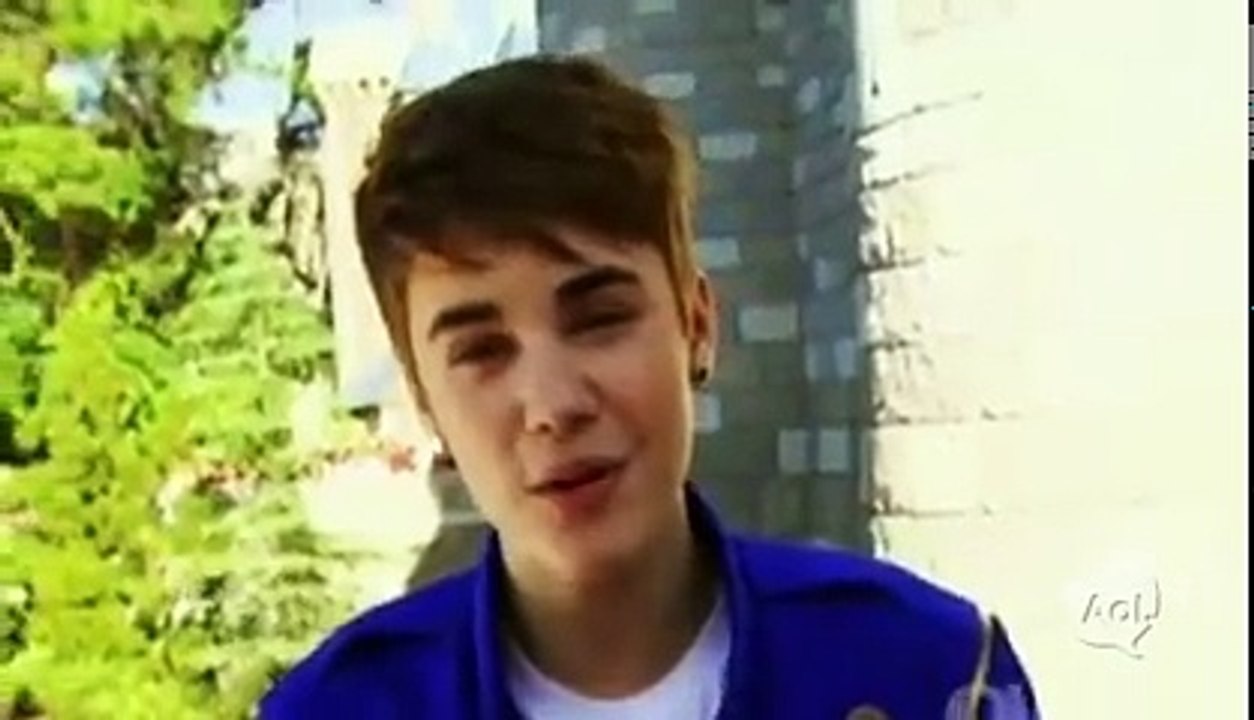 Justin Bieber Surprises Super Fan on  The Rosie Show