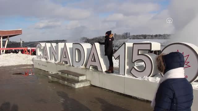 Niagara Şelalesi Buzla Kaplandı - Kanada