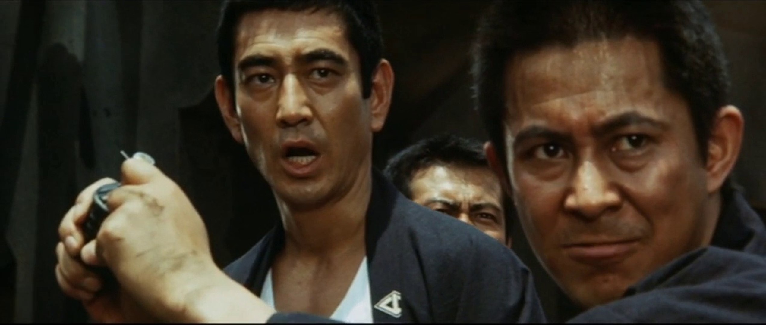 戦後日本 対不良外国人 自警団 高倉健さん主演 田岡一雄役 三代目襲名 １９７４年 7px 2 35 1 動画 Dailymotion