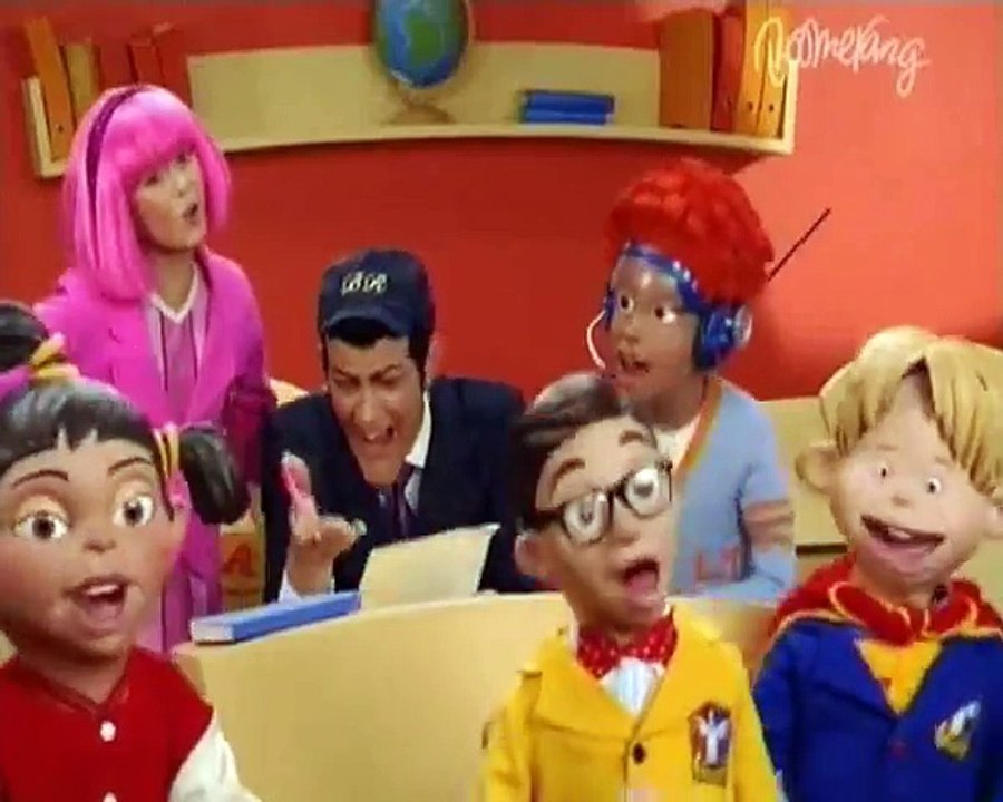 LazyTown - We Love School (hungarian)