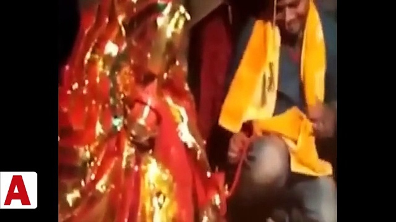 Hindistan'da bir adam düğünden kaçırılıp zorla evlendirildi