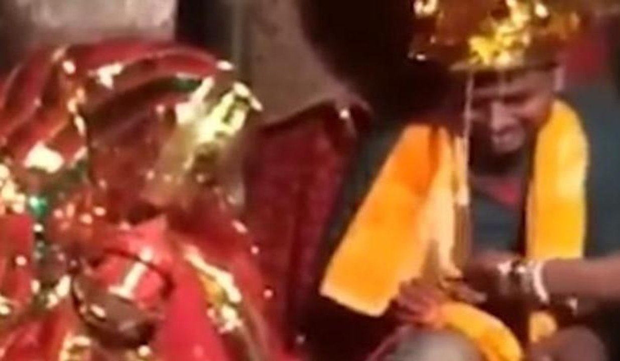 Hindistan'da bir adam düğünden kaçırılıp zorla evlendirildi
