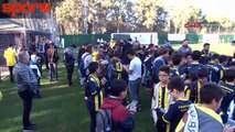 Fenerbahçe antrenmanını, öğrenciler ziyaret etti