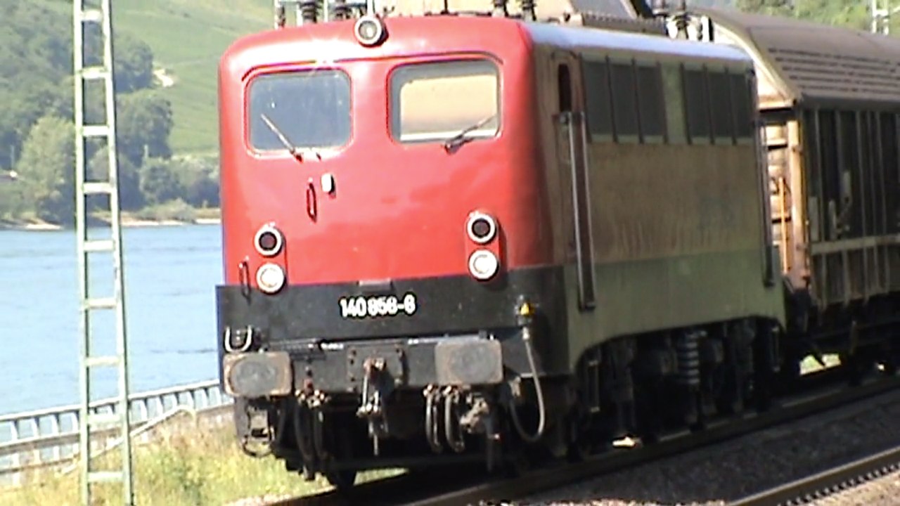 Eisenbahnen und Schiffe Lorch am Rhein, BayernBahn 140, RheinCargo 187, HGK 185, Lineas 186, Railion 185