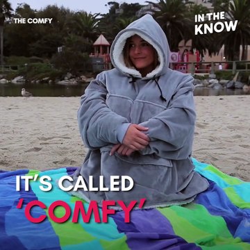 Découvrez The Comfy, le plaid à capuche le plus cocooning de votre hiver !