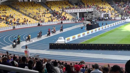 Star's Entry - Nachathira vizha 2018 - Malaysia