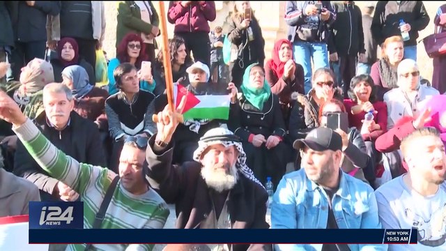 HOLY LAND UNCOVERED | 2700 year old seal discovered in Jerusalem | Sunday, January 7th 2018