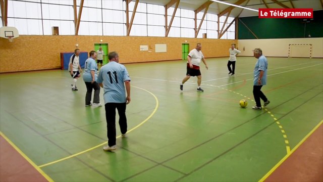 Centre-Bretagne. Des Britanniques implantent le Football en marchant