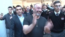 Cem Yılmaz'ın 'Arif V 216'sına İzmir'de Büyük Gala