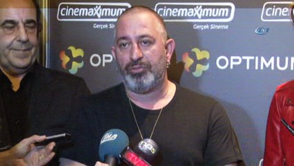 Cem Yılmaz'ın 'Arif V 216'sına İzmir'de büyük gala