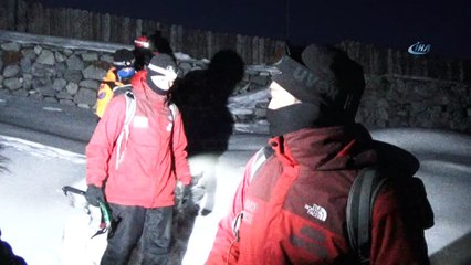 Şelalede mahsur kalan 5 kişi için kurtarma çalışması başlatıldı