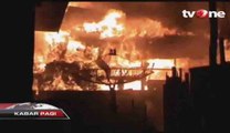 Kebakaran Besar Hanguskan Tiga Rumah Warga di Sampit