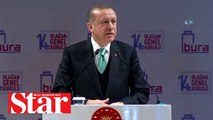 Cumhurbaşkanı Erdoğan’ın konuşması sırasında bir bebek ağlayınca renkli görüntüler yaşandı