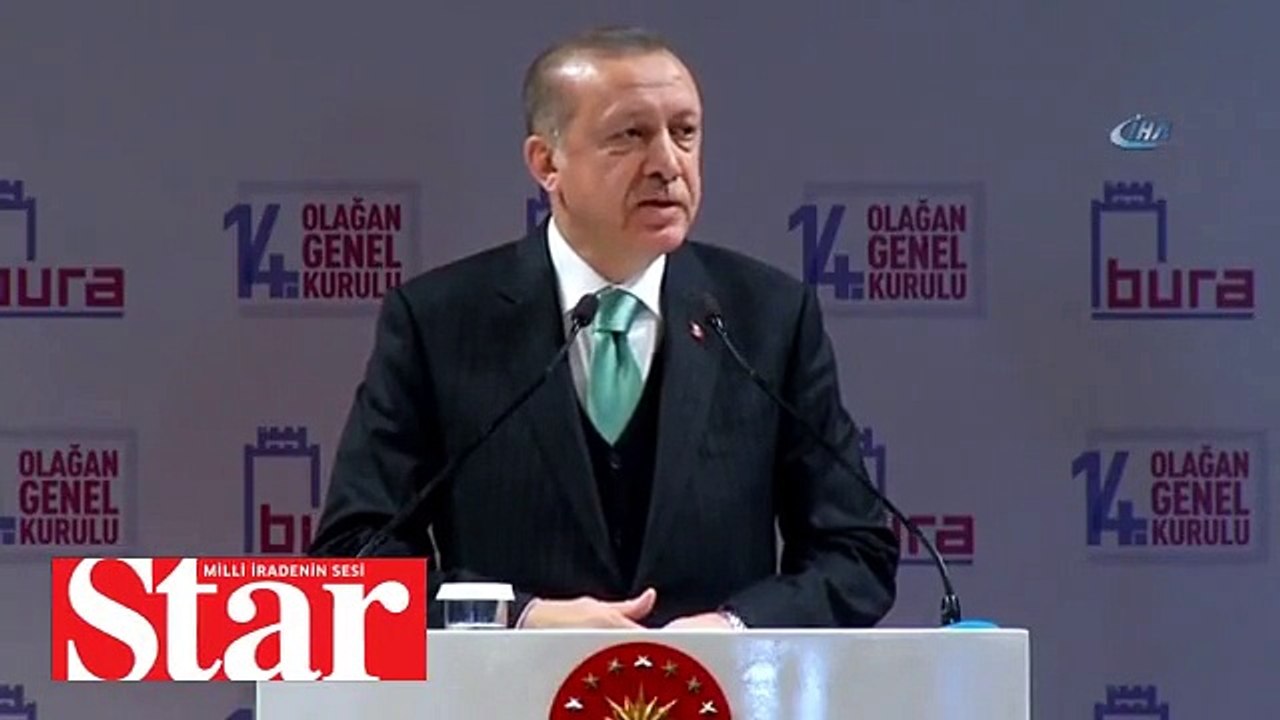 Cumhurbaşkanı Erdoğan’ın konuşması sırasında bir bebek ağlayınca renkli görüntüler yaşandı