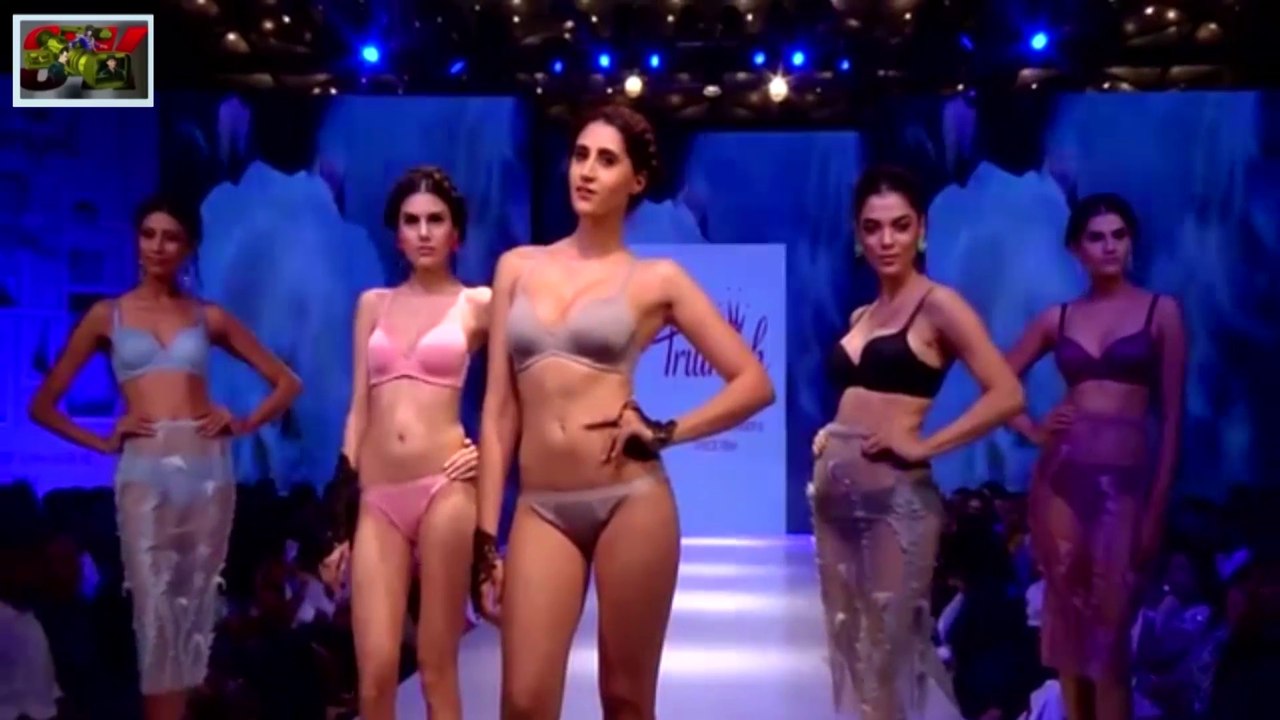 FULL ENTERTAINMENT FASHION SHOW