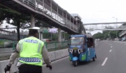 Aksi Terobos dan Adu Mulut Ramaikan Operasi Zebra