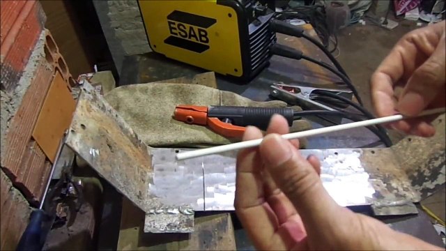 Inversora bantam 145i bivolt solda alumínio ok 9650