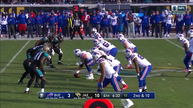 Buffalo Bills tight end Charles Clay sideline catch overturned after Jaguars' challenge