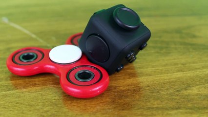 Fidget Cube VS Fidget Spinner - Which One Is Better
