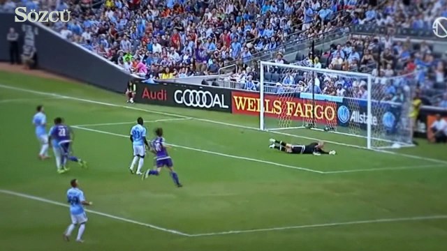 Beşiktaş Kanadalı golcü Cyle Larin ile anlaştı