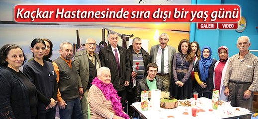 Tedavi gördüğü Kaçkar Hastanesinde doğum günü pastasını kesti!