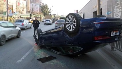 Maslak’ta lüks otomobil takla attı: 1 yaralı