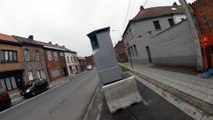 A Cuesmes le nouveau radar / Lidar de la police de Mons tagué.Vidéo Eric GHislain